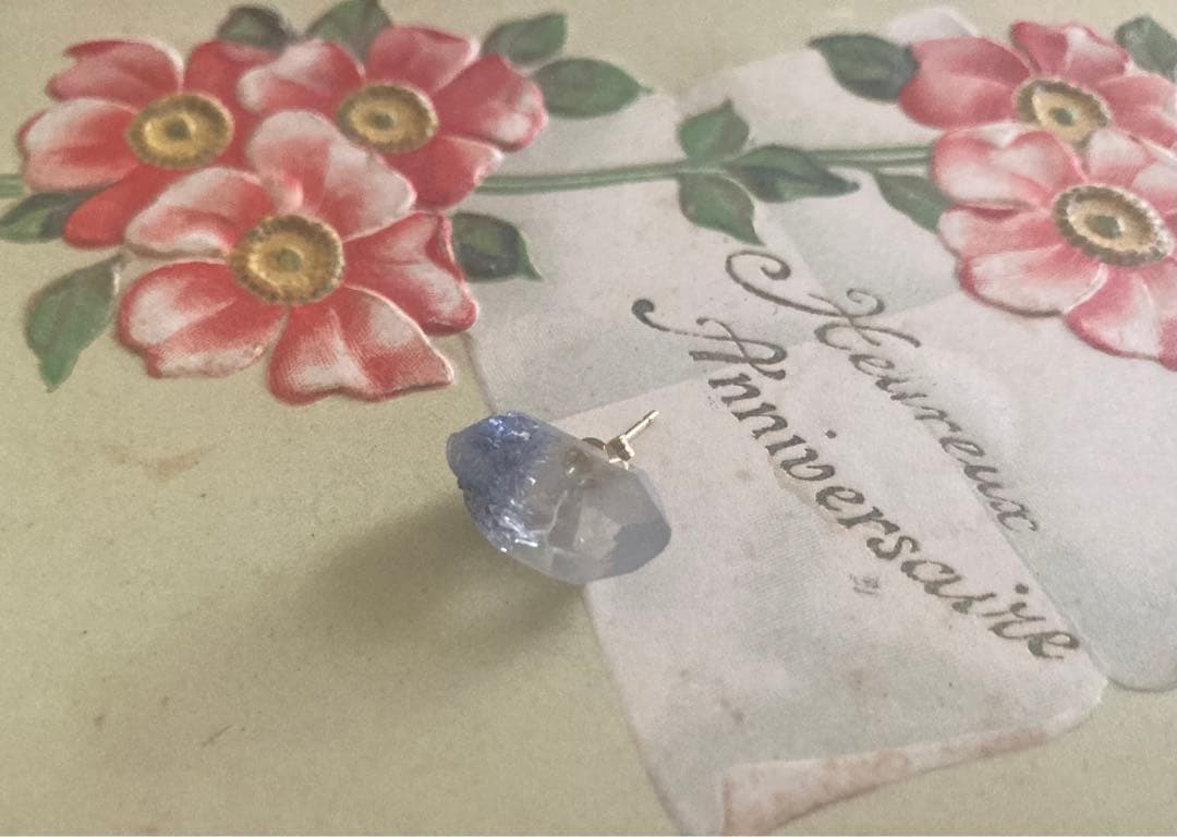 bororo ラフストーン片耳用ピアス