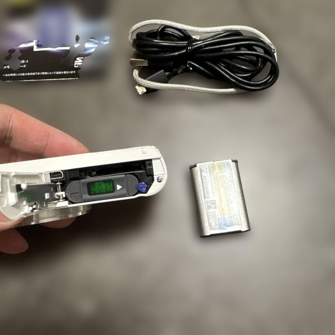 美品　SONY サイバーショット dsc-wx350 （白）　バッテリー2個