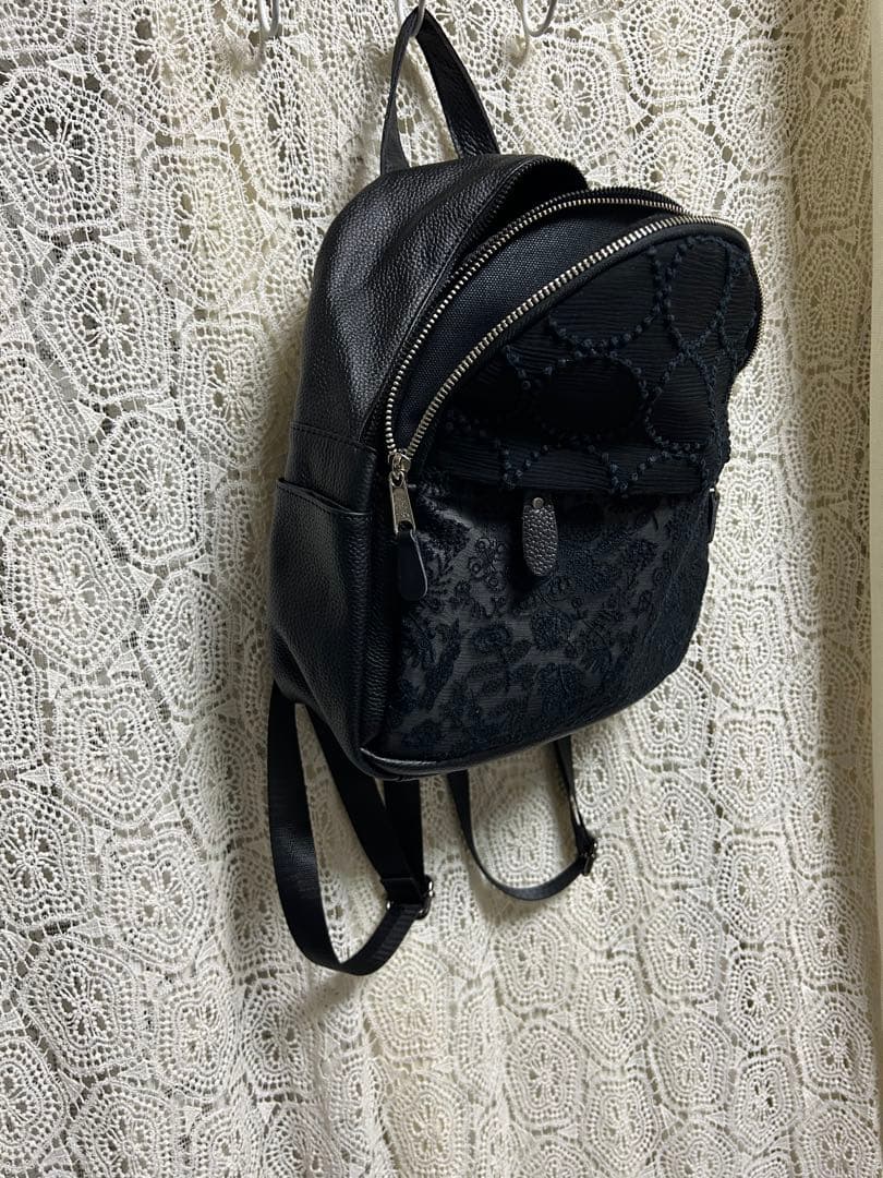 専用　ミナペルホネンハーフハンドメイド本革リュック　セレブレイト＆タンバリン