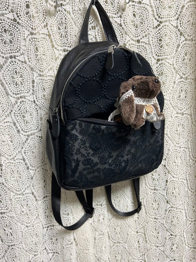 専用　ミナペルホネンハーフハンドメイド本革リュック　セレブレイト＆タンバリン