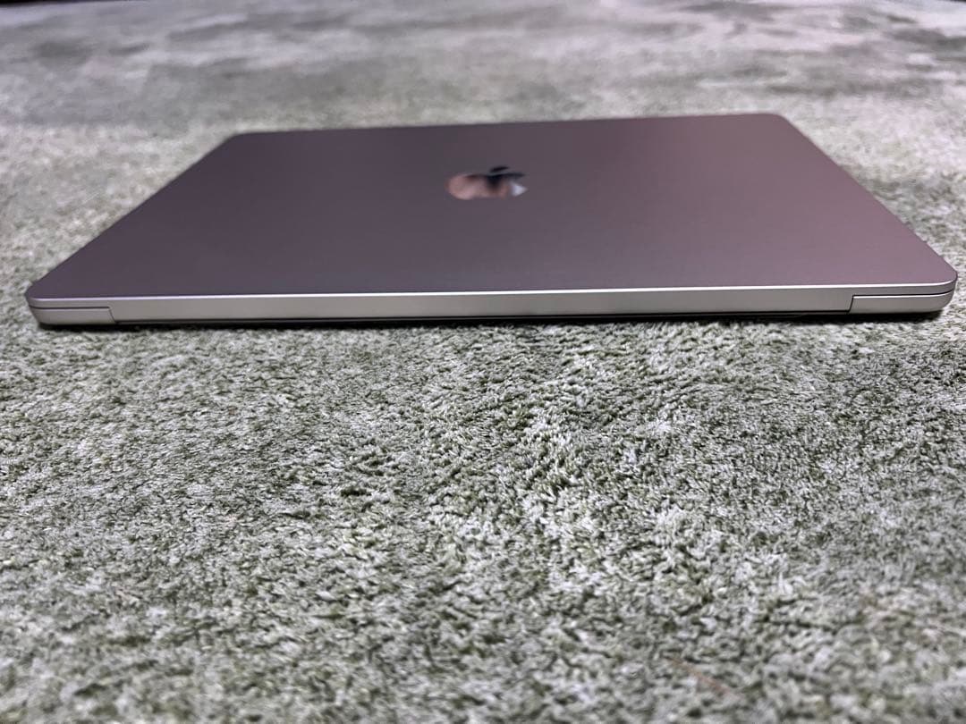 美品　MacBook Air M2 16GB 512GB