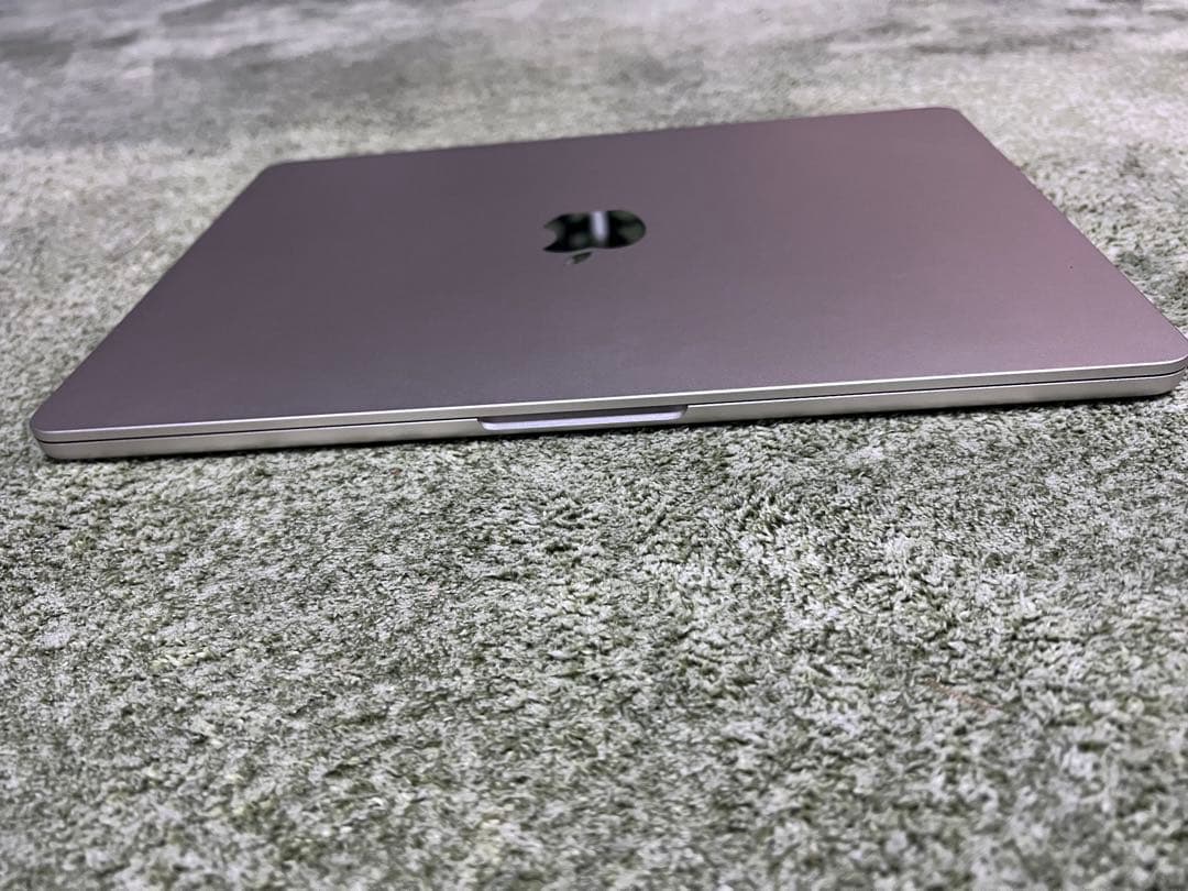 美品　MacBook Air M2 16GB 512GB