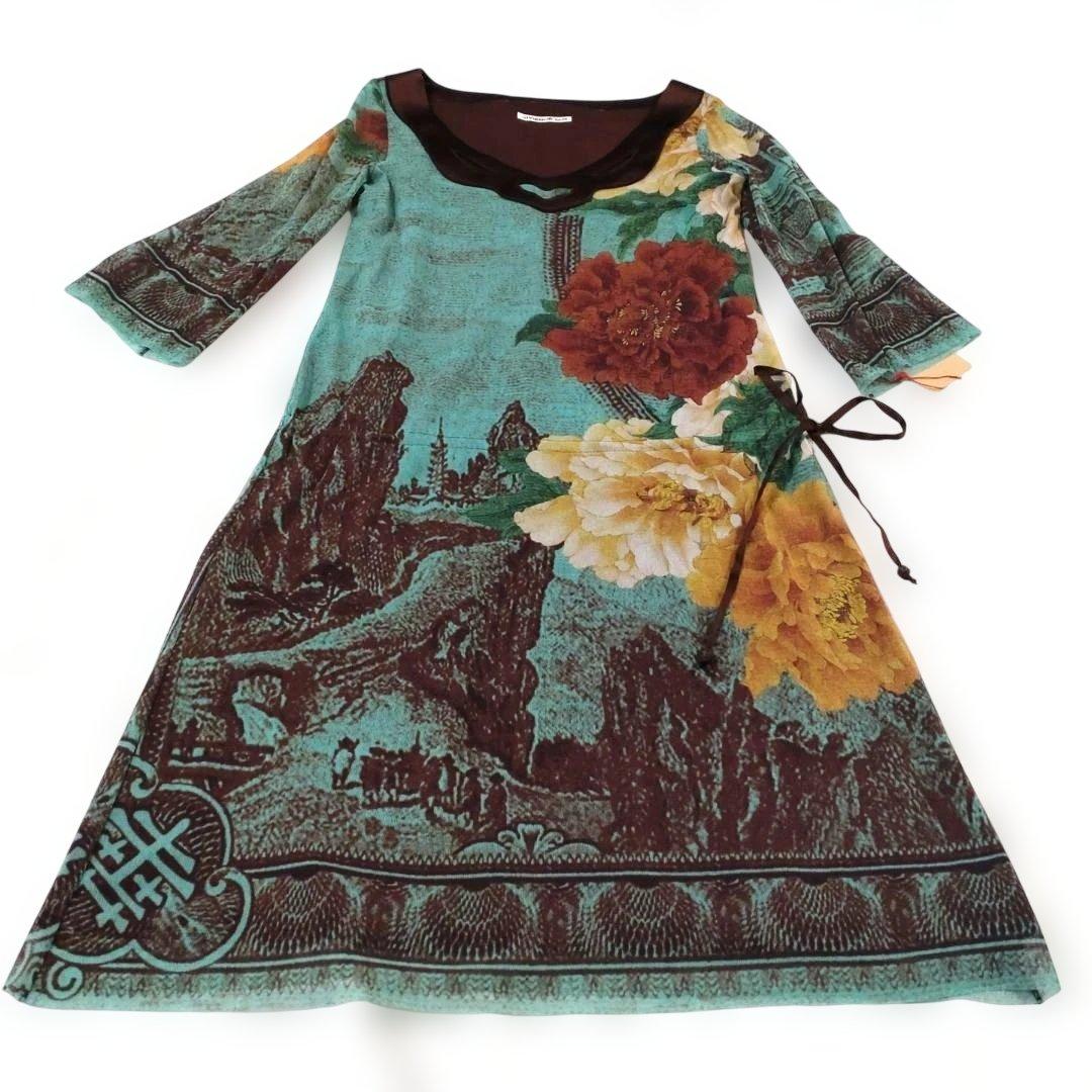 VIVIENNE TAM 花柄プリント 五分袖 チュニック　タグ付き