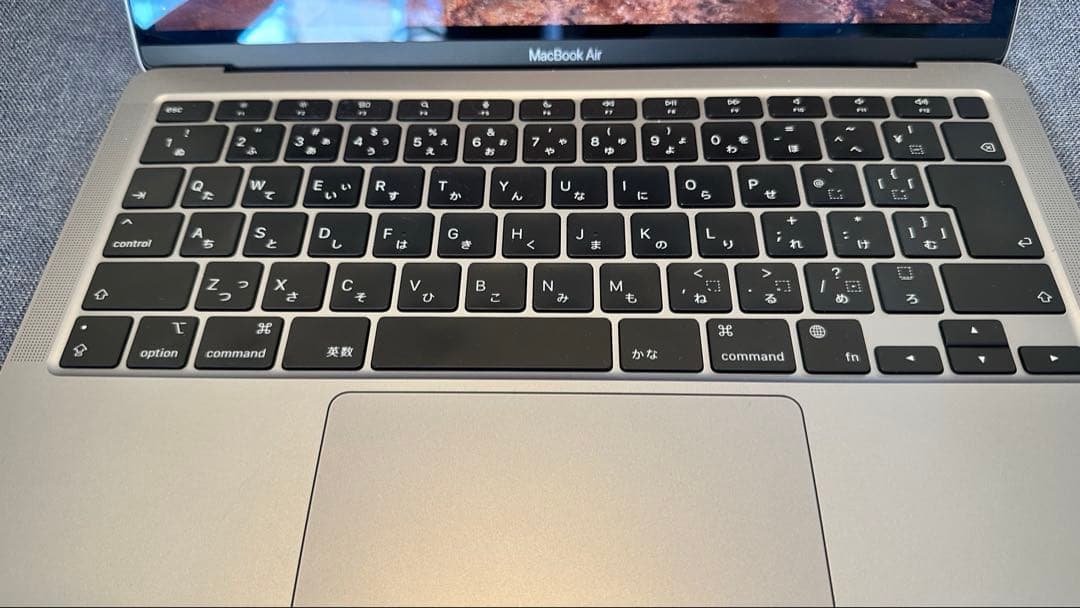 MacBook Air 13インチ 2020 M1 8コア16GB 256GB