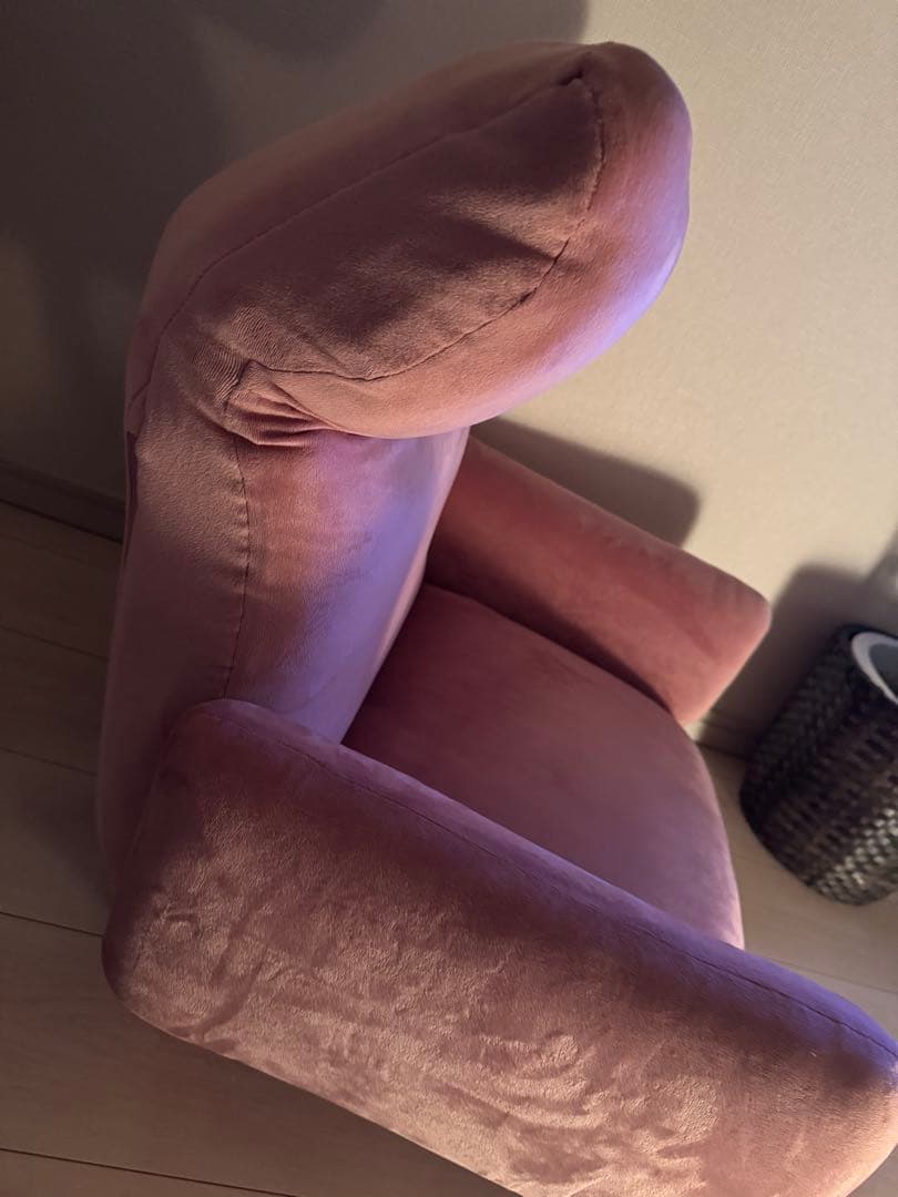 and cute 低反発肘付き回転座椅子　スモークピンク　中古　used 品