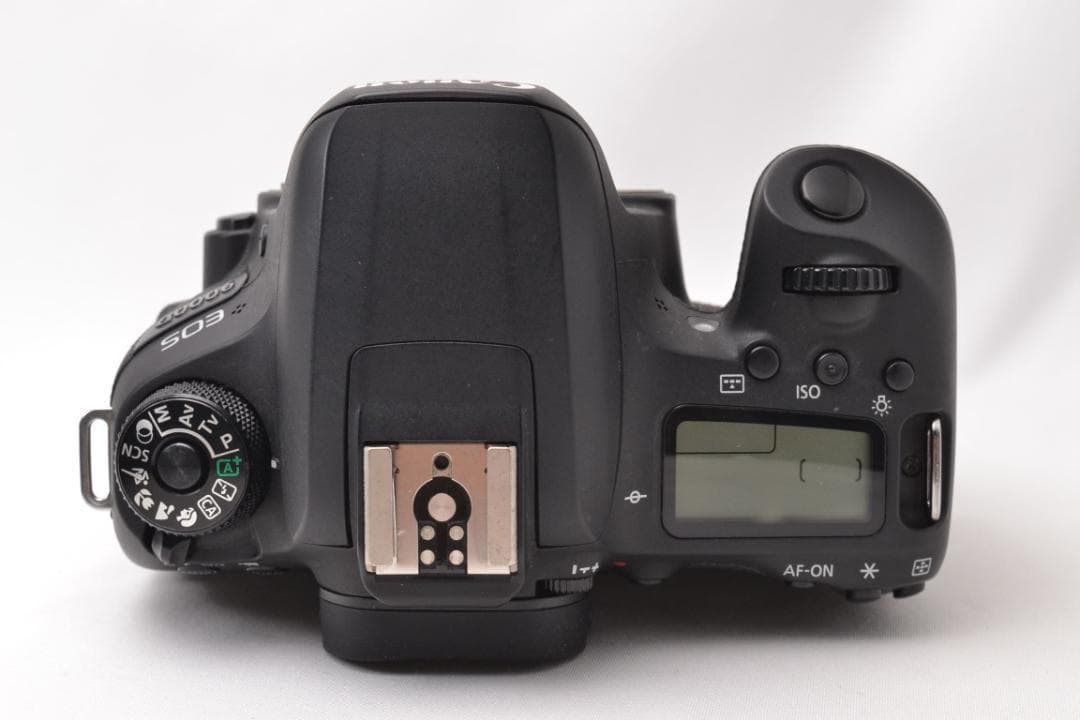 ■ 美品 ■ キャノン　Canon EOS 9000D ダブルズーム