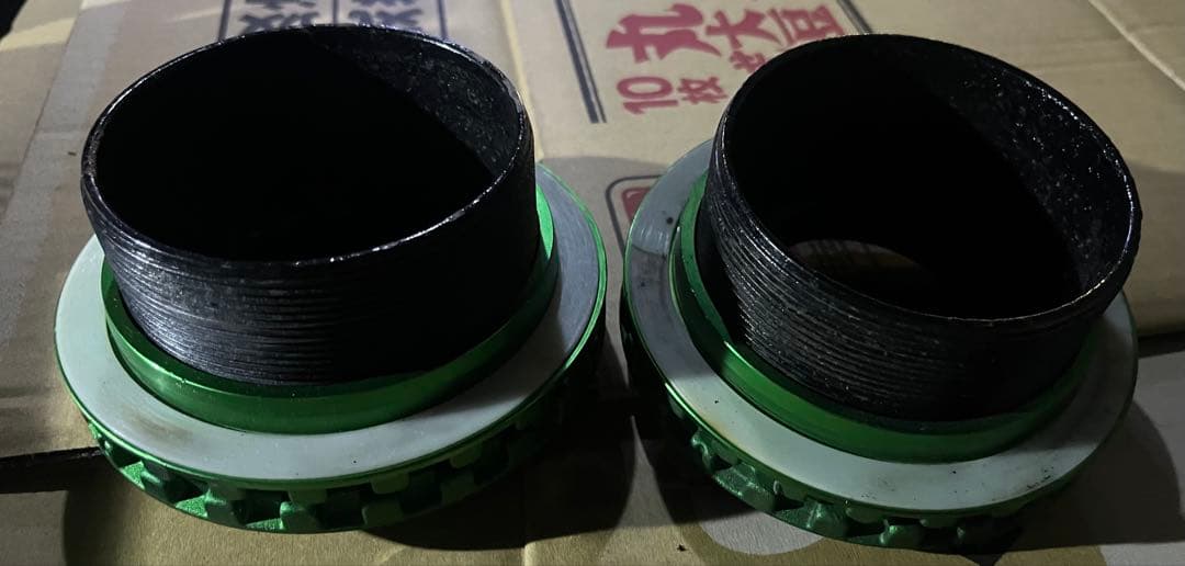 ZRR80ノア、ヴォクシーに！車高調テインストリートベイシス！美品！送料込み！