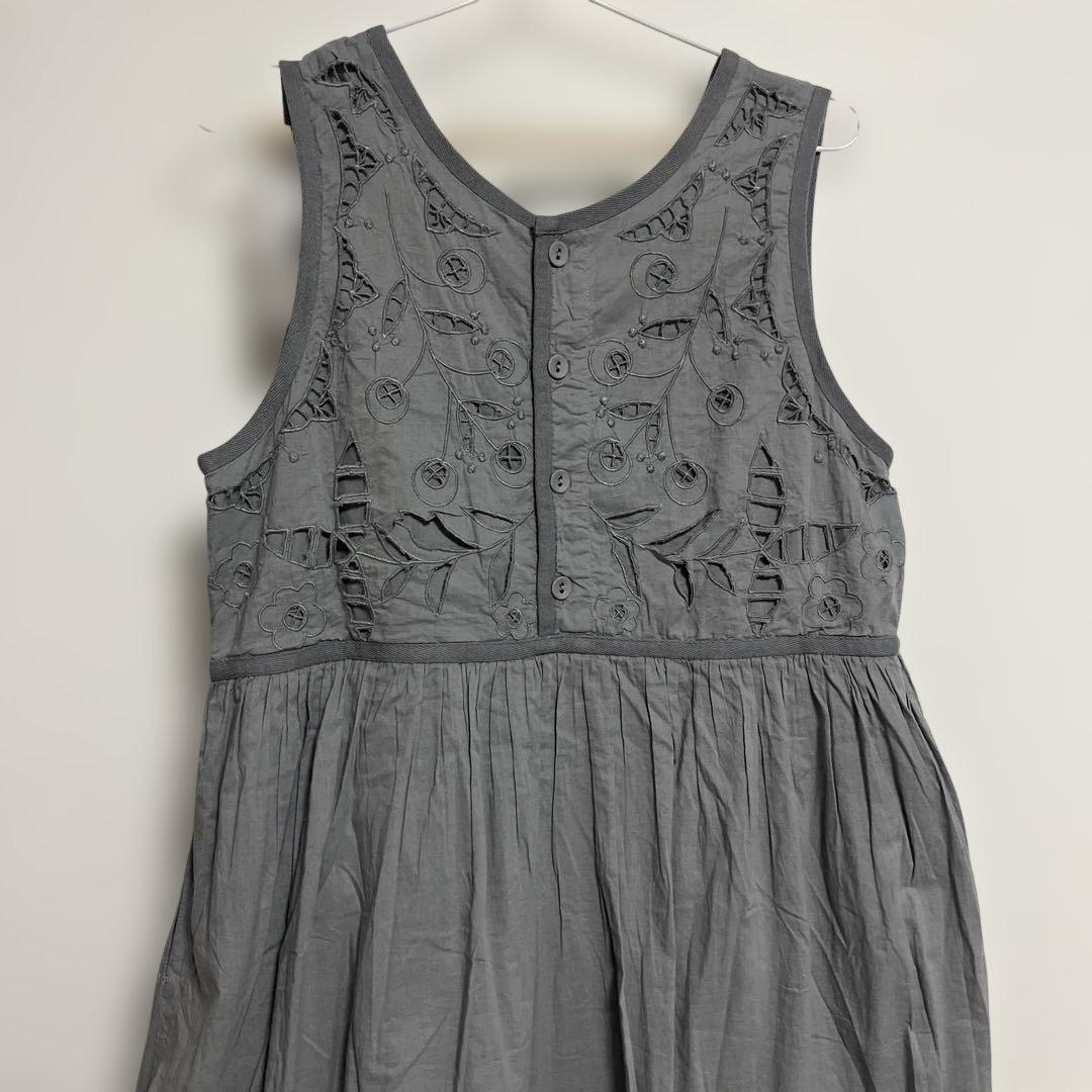 ツハル＊カットワーク刺繍前後着ノースリワンピース