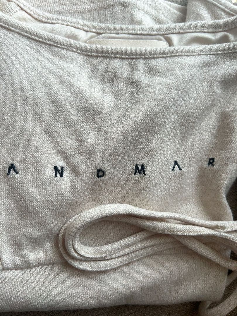 トップス andmary Mary logo ribbon tops beige