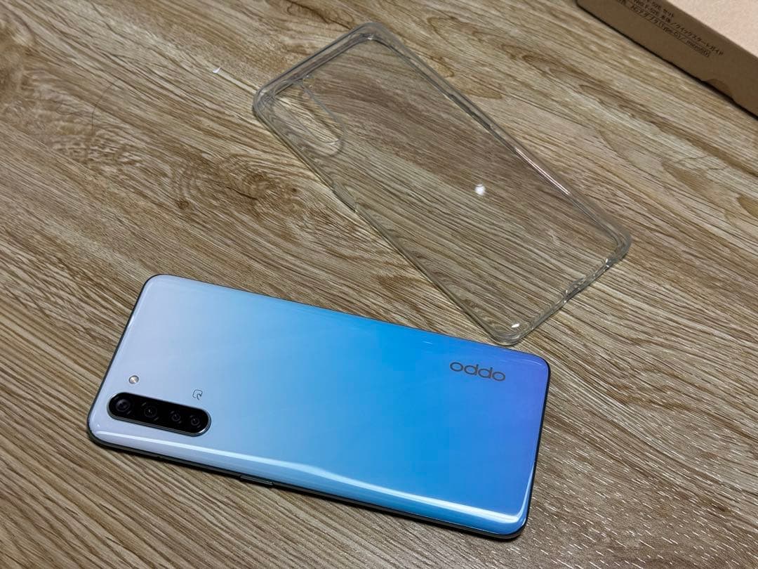 極上美品・OPPO　Reno3 A 128GB　SIMフリー・通信制限無し
