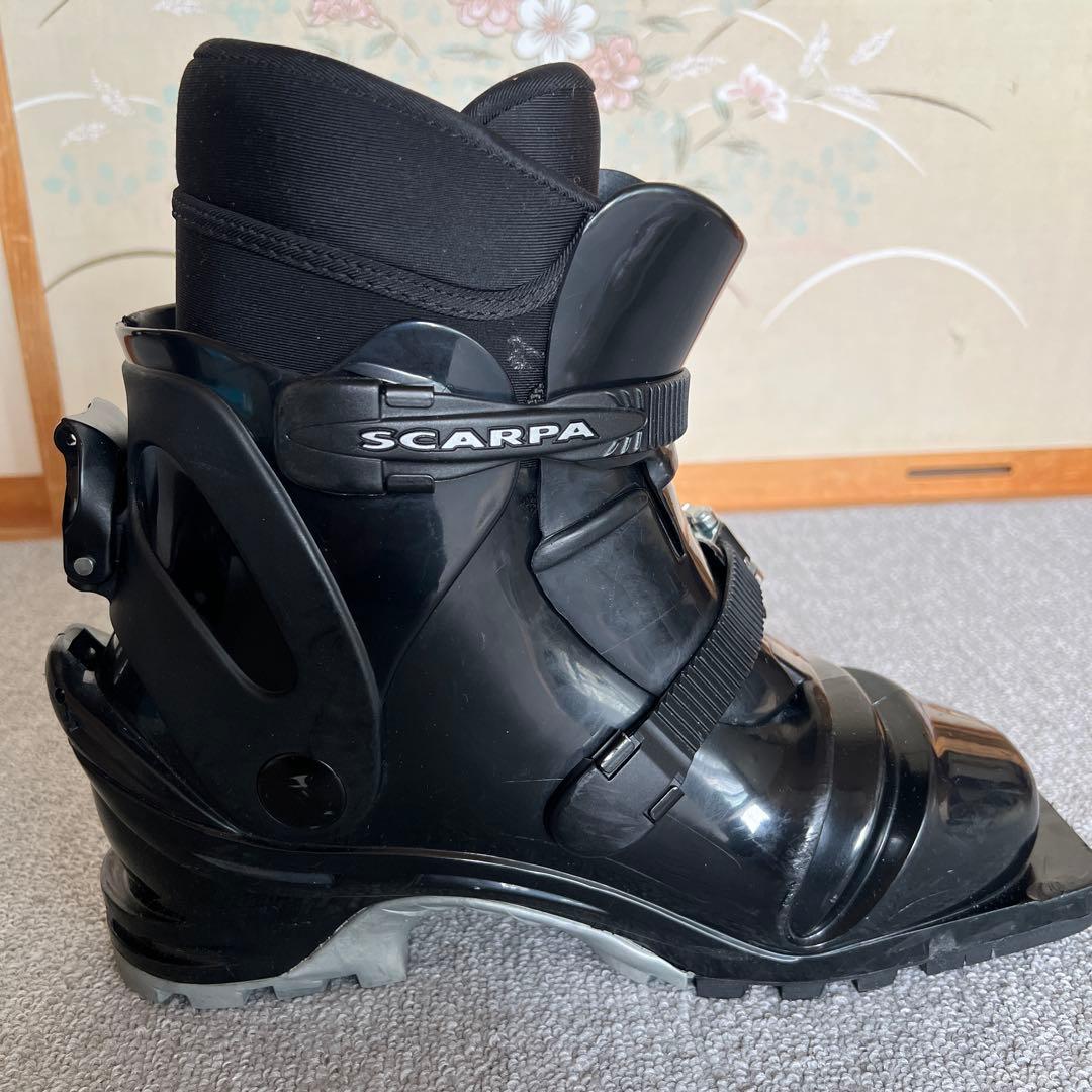 SCARPA T4 テレマークブーツ 27センチ ブラック　未使用品です。