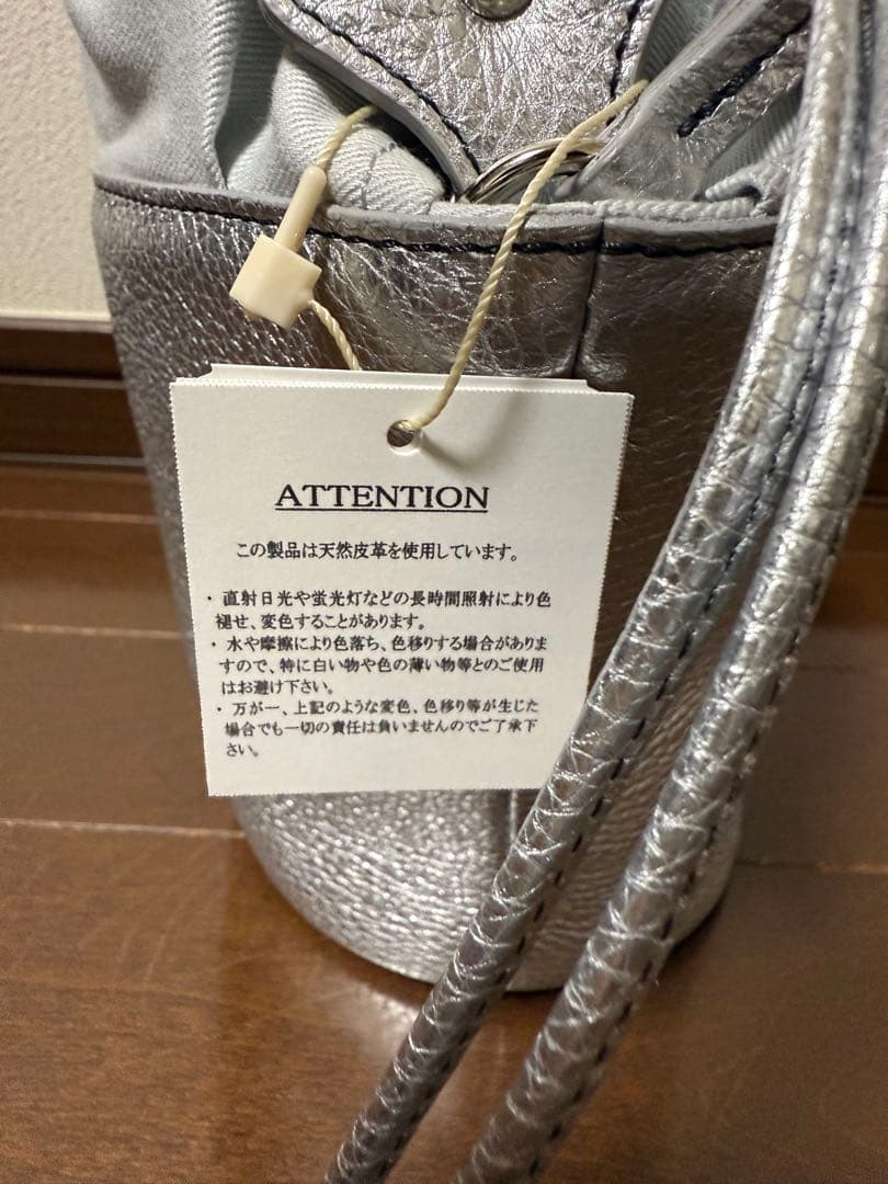 ayakoバッグ ポタリ　シルバー　新品未使用
