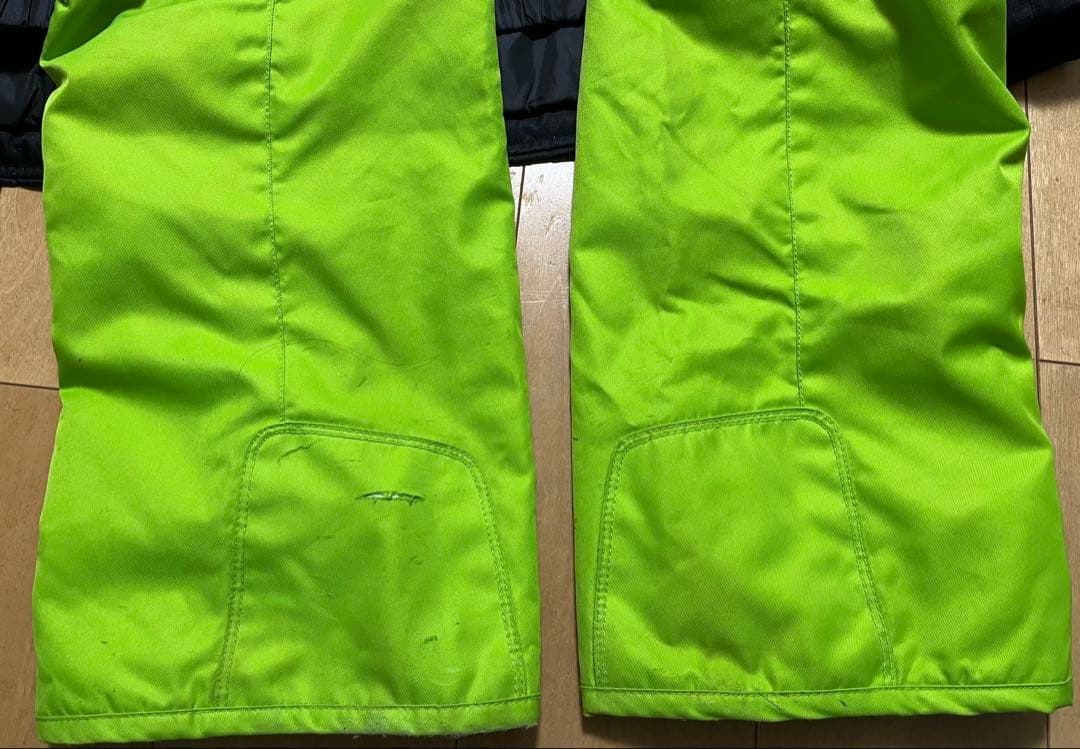 SALOMON スキーウェア 黒/緑　上下セット