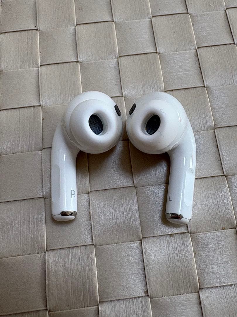 再値下！両耳 AirPods Pro 2 プリントあり