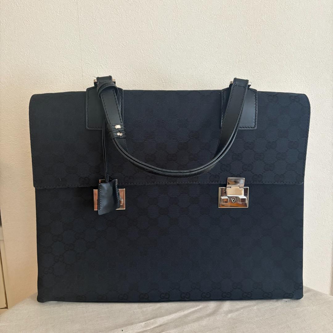 【値下げ】GUCCI ブラック ビジネスバッグ