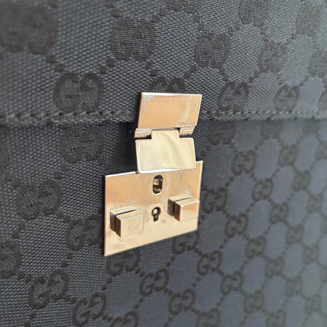 【値下げ】GUCCI ブラック ビジネスバッグ