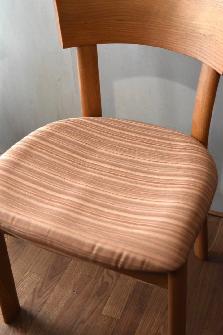 日進木工 オーバル ダイニングチェア