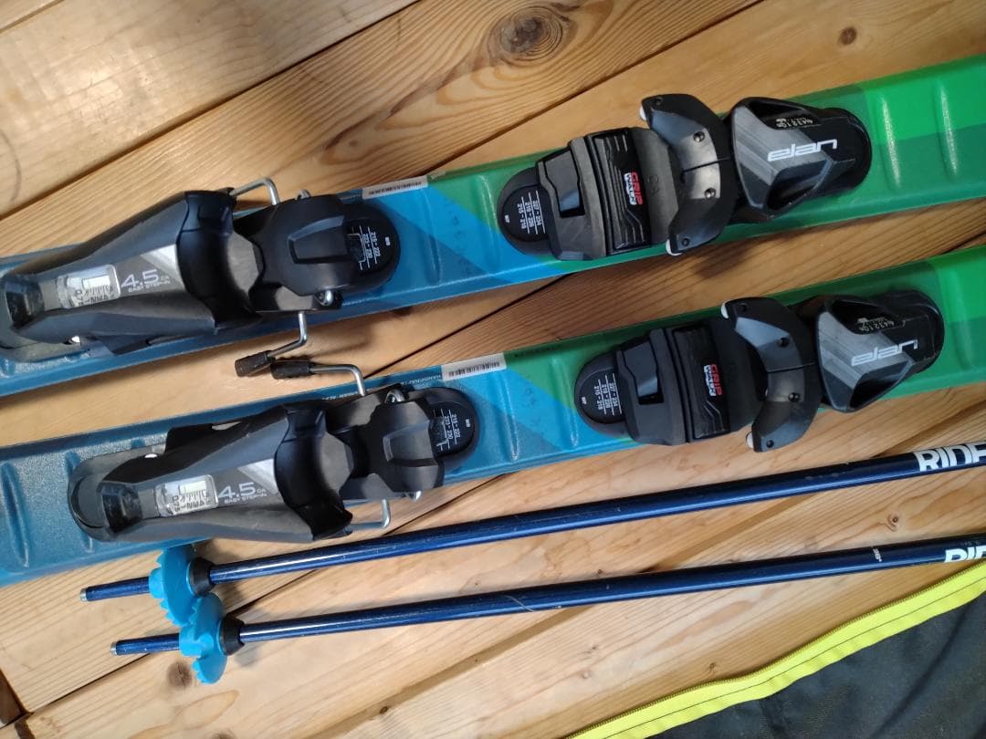 120cm スキーセット（スキー板・ポール・バッグ）