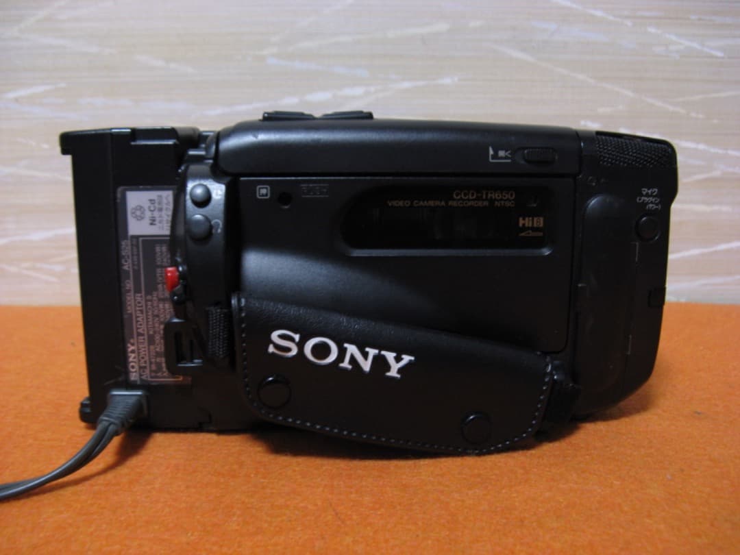 動作OK❗️☆SONYのHi8/8ミリビデオカメラ/CCD-TR650