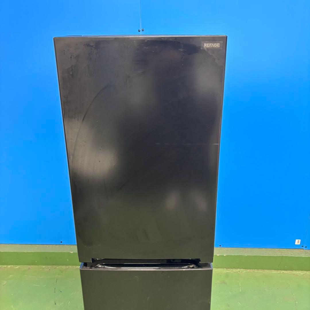 681 ヤマダセレクト　ブラック　冷蔵庫　100〜200L 小型　格安　24年製