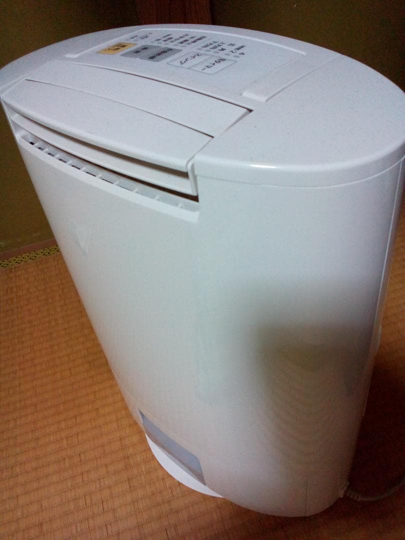 【ナショナル】『衣類乾燥除湿機　F-YZD60』 パナソニック　梅雨の湿気対策に