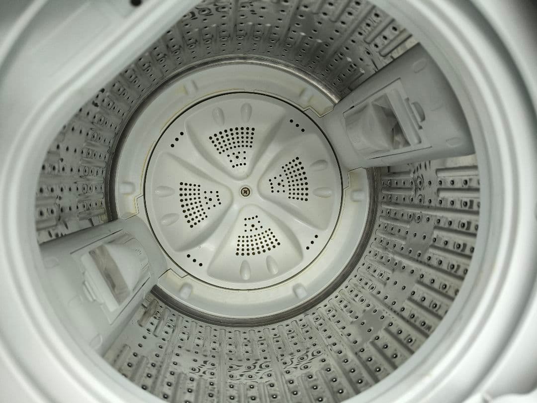 2023年製　ハイアール　 ミニマム3.3kg全自動洗濯機 JW-C33B-W