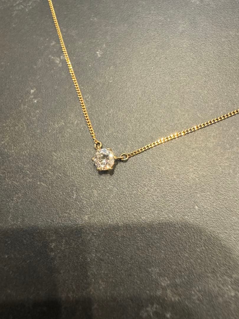 ダイヤモンド　ネックレス　K18 一粒　ゴールド　シンプル