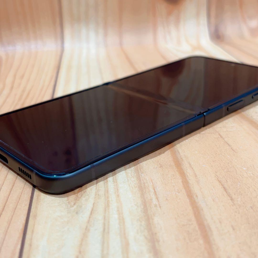 SIMフリー 本体 Galaxy Z Flip5 512GB 124G4 グレー