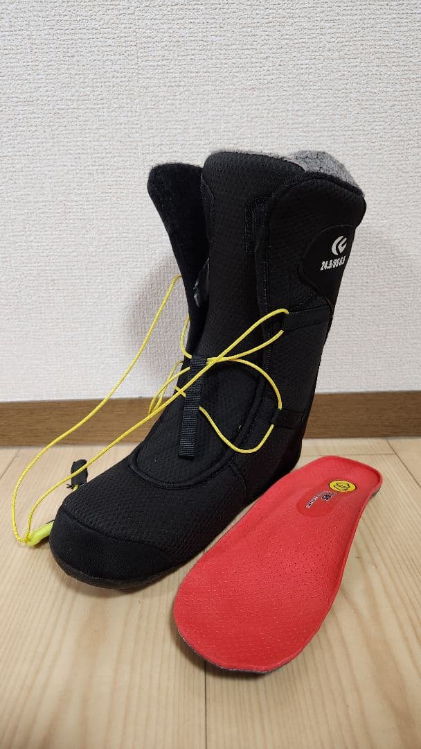 FLUXスノーボードブーツ