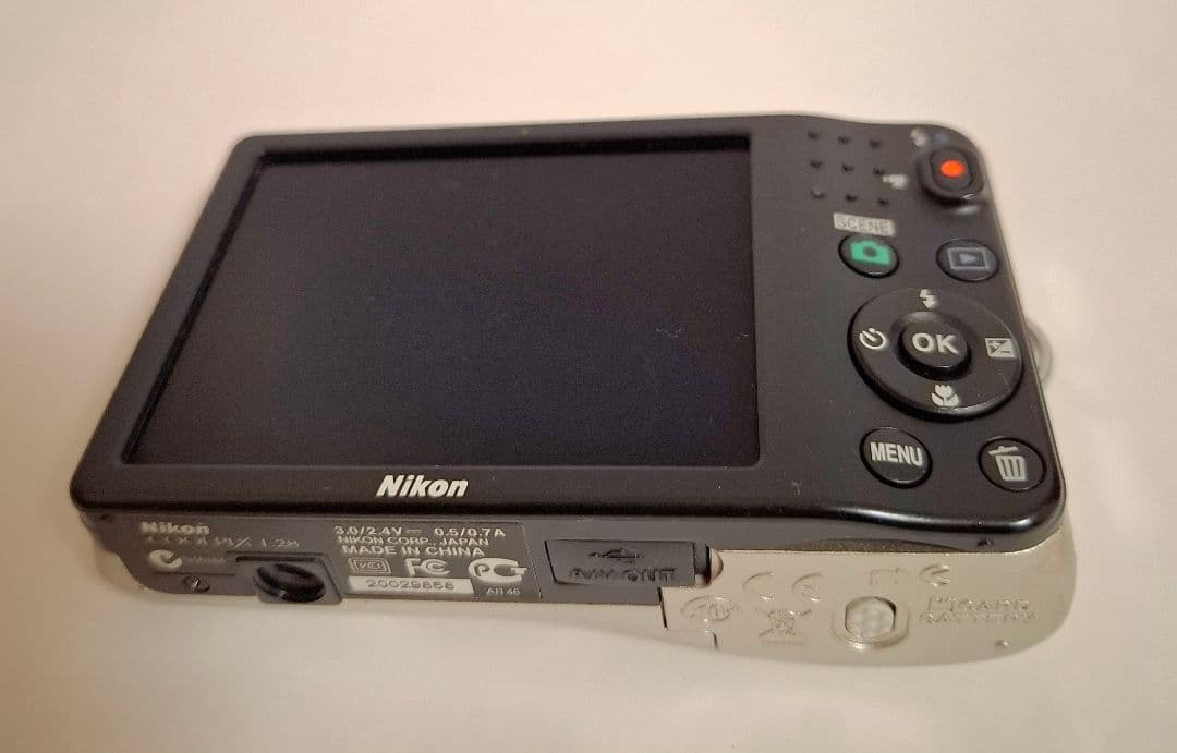 ニコン NIKON Coolpix L28