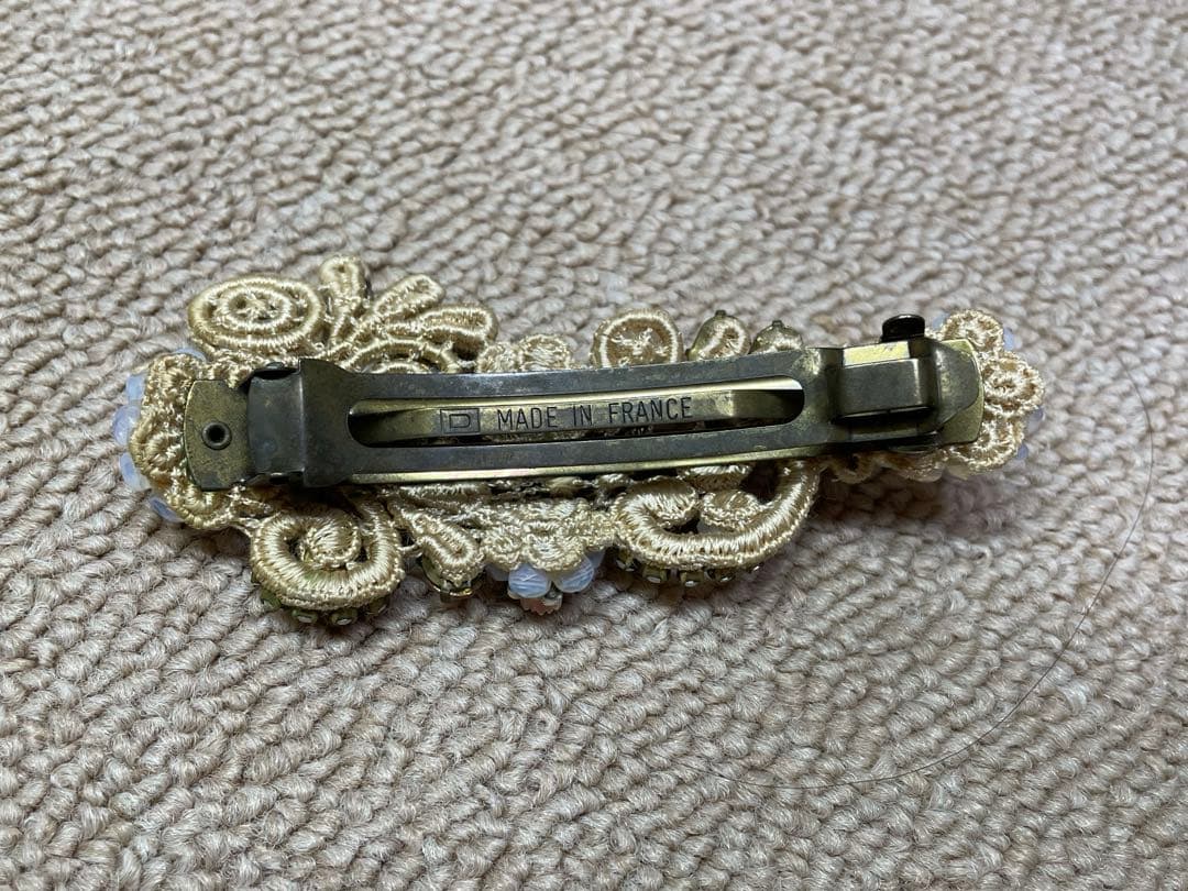 ミハエルネグリン花柄ビジュー付きバレッタ