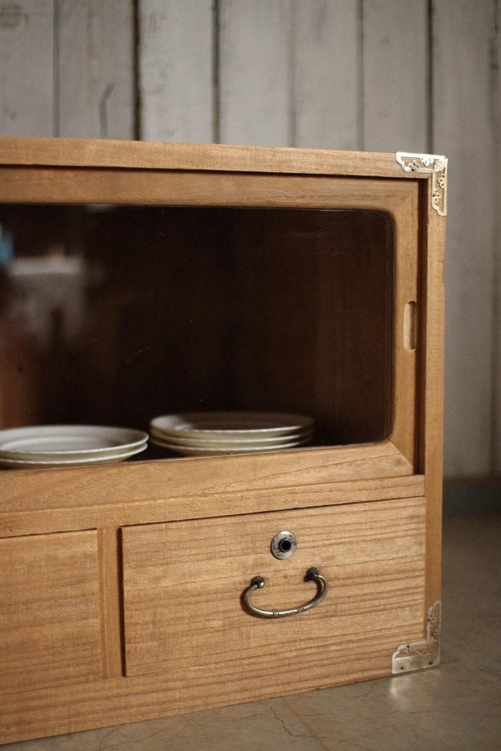 古いガラス戸棚×木製小引き出し3杯　ローチェスト　食器棚　古家具