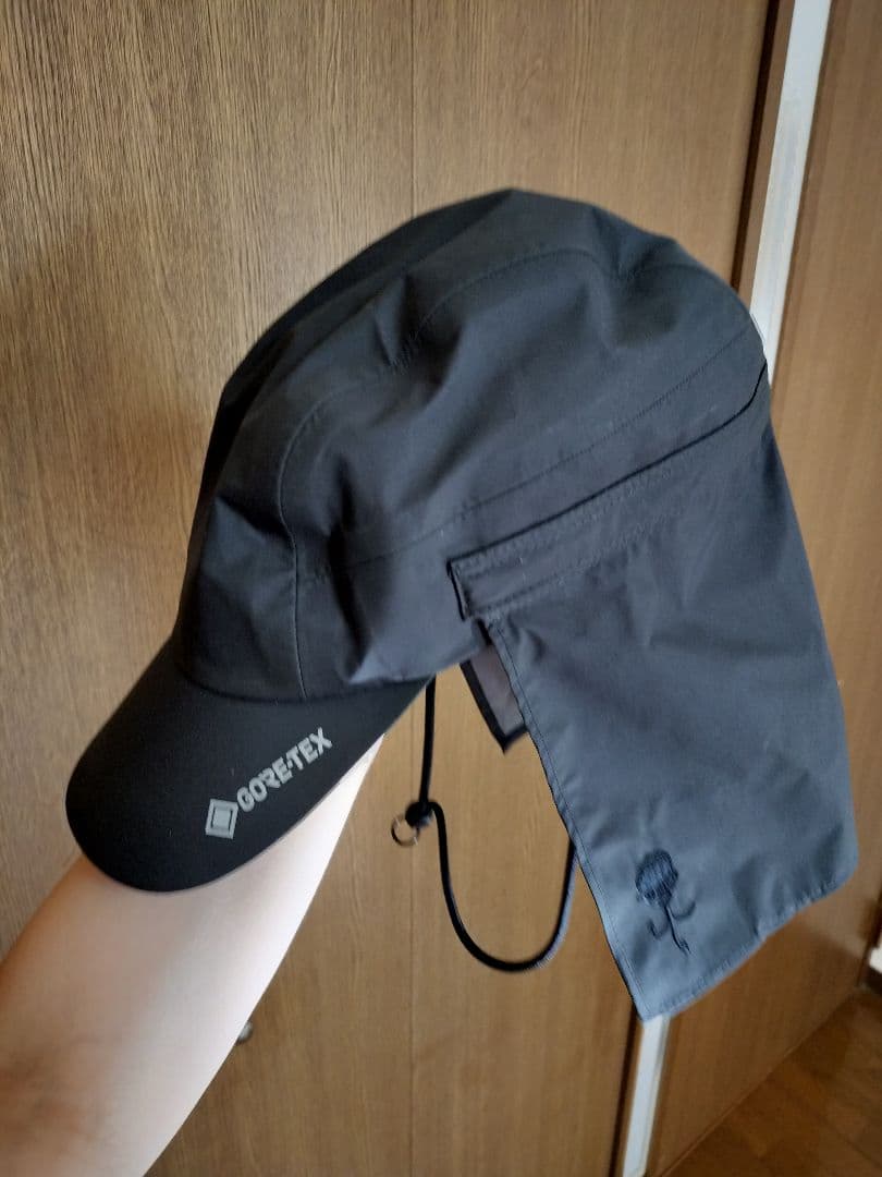 GORE-TEX CAP BLACK D-VEC×ALMOSTBLACK