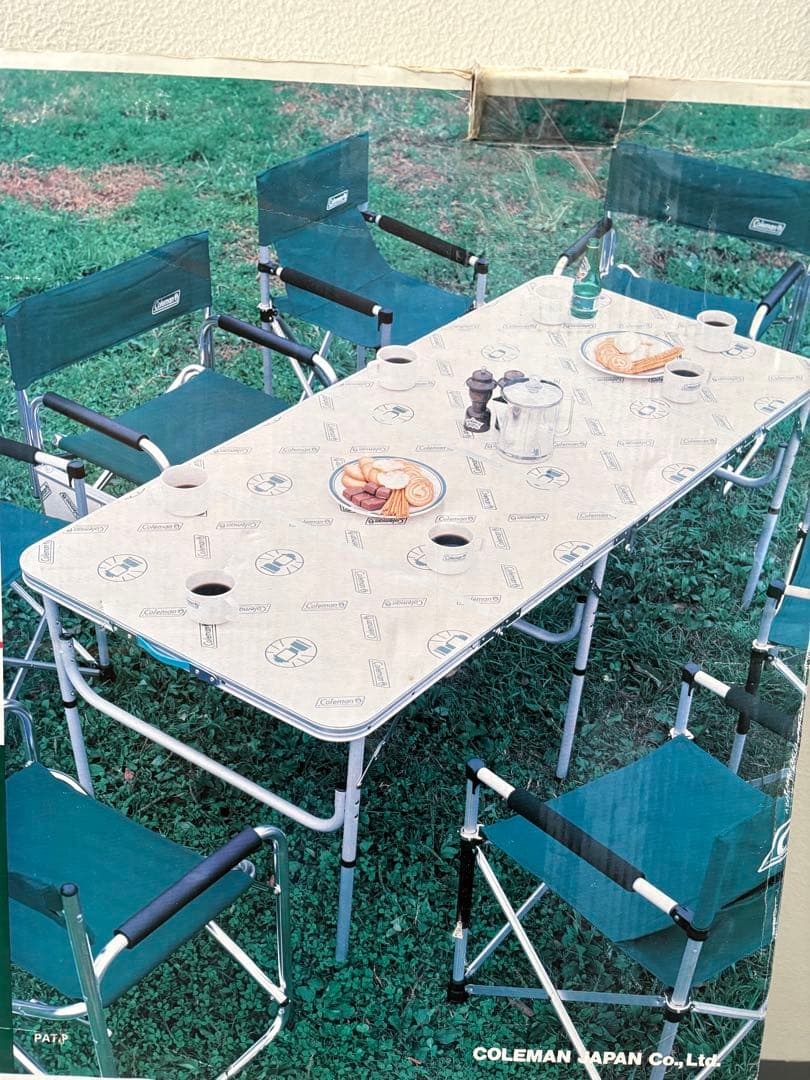 Colemanファミリー・グループ向け大型アウトドアテーブル四折テーブル 8