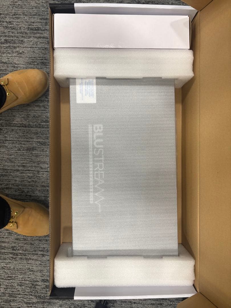 BLUSTREAM CMX4CS HDMIスイッチャー