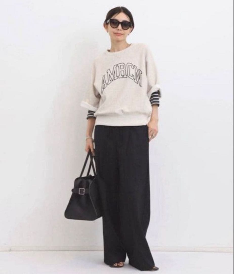 AMRCNロゴ グレー トレーナー