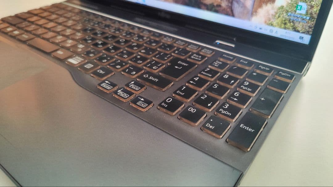 ✨富士通 LIFEBOOK AH53/B3、ACアダプタ付き i7 8th