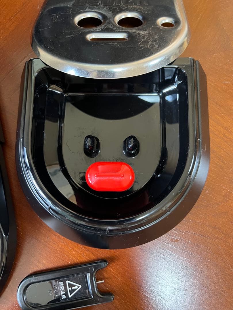 DeLonghi デロンギ デディカ アルテ EC885J エスプレッソ