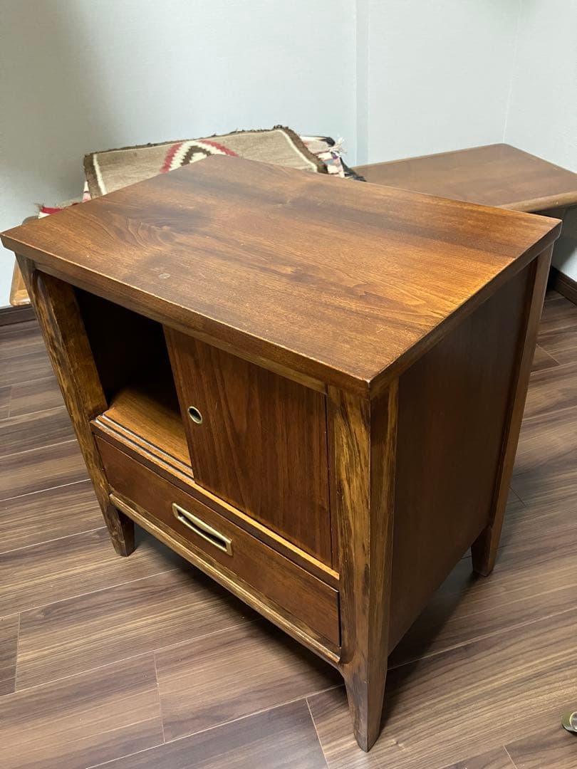 アンティーク木製サイドテーブル