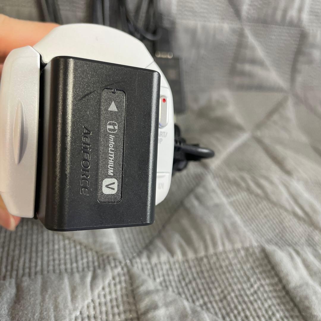 美品 23年製 SONY ハンディカム HDR-CX680