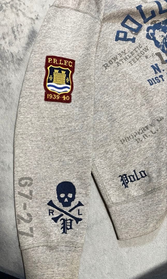 ワッペンクルーネックスウェット