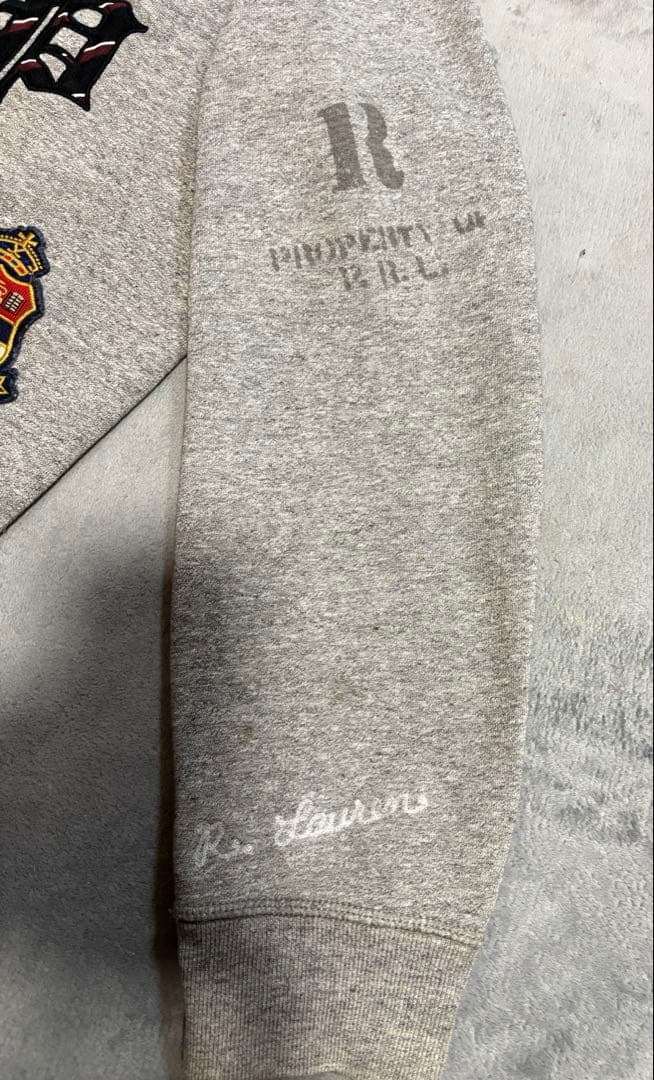 ワッペンクルーネックスウェット