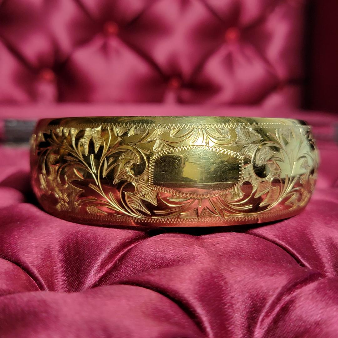 ビンテージ ゴールドカラーの彫金バングル スターリングシルバー 925