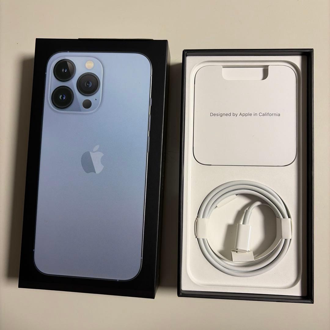iPhone 13 Pro 箱・純正未使用充電器付／レンズ不具合・動画雑音あり