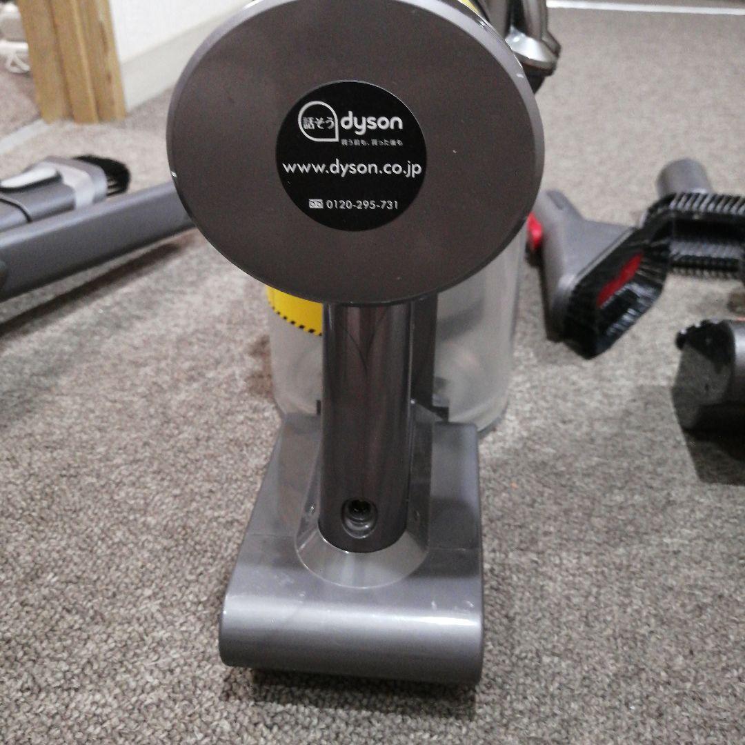 R*u様 Dyson V8 sv11　スティッククリーナー 本体 実動完品❤　送