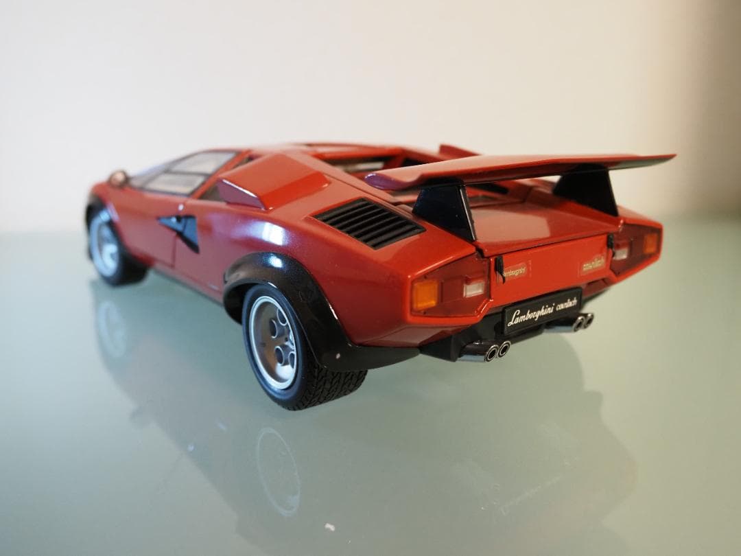 京商 オリジナル 1/18 ランボルギーニ カウンタック LP500Sレッド