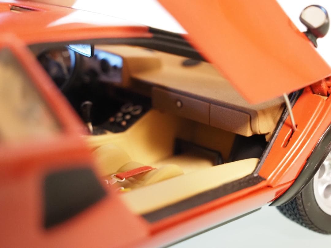 京商 オリジナル 1/18 ランボルギーニ カウンタック LP500Sレッド