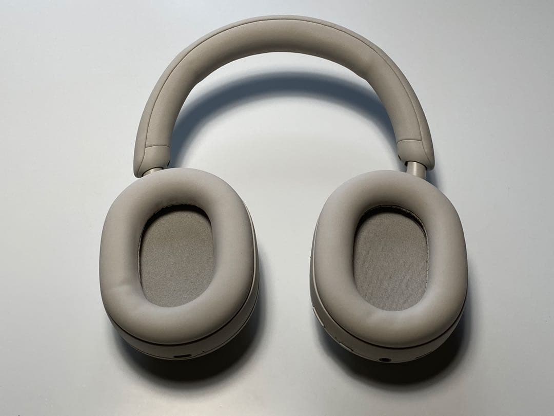 SONY WH-1000XM5 プラチナシルバー　美品