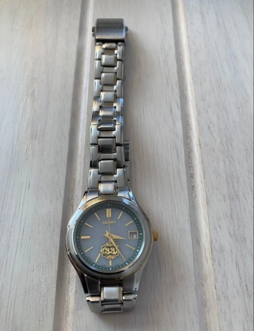 ディズニー Club33ソーラー・レディース腕時計