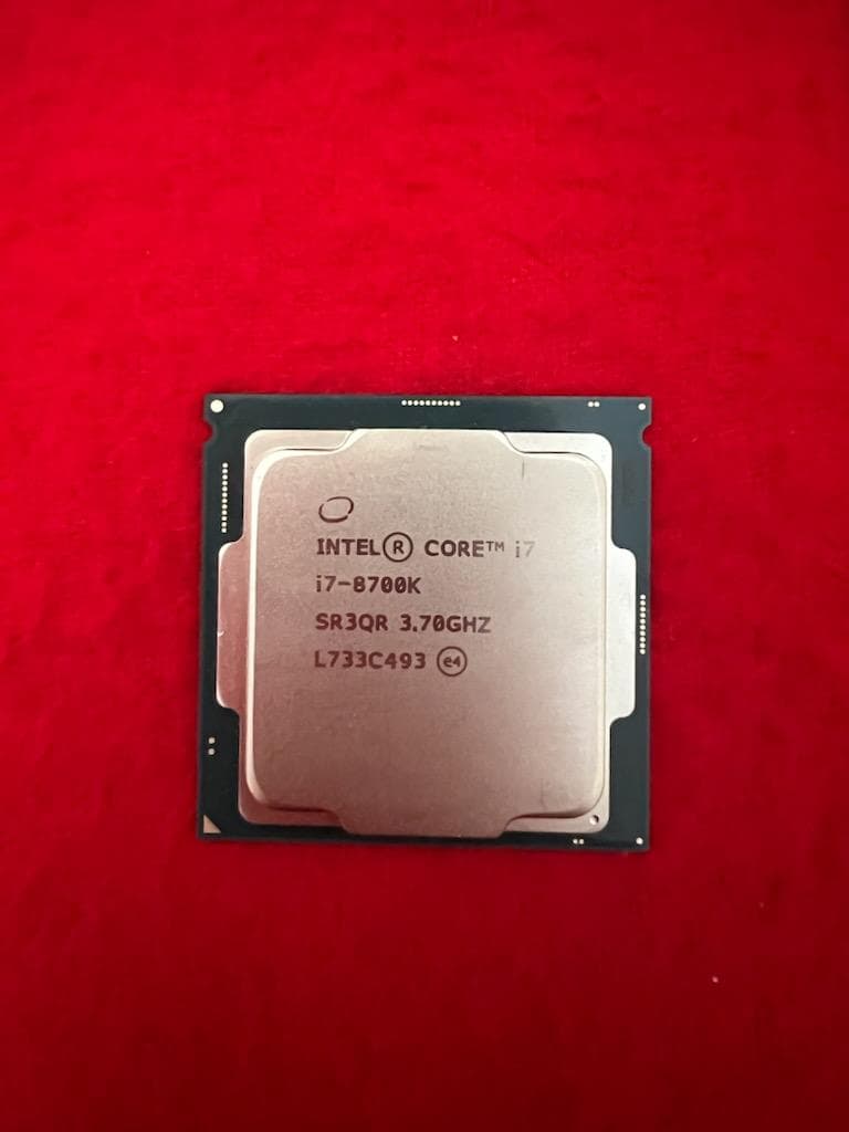 動作品　Intel Core i7-8700K CPU